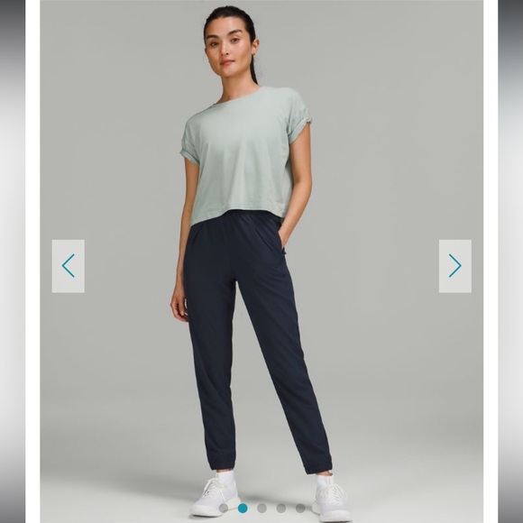 Like New Lululemon Ease Back In High-Rise Pant True Navy Sz.2 - Picture 1 of 9